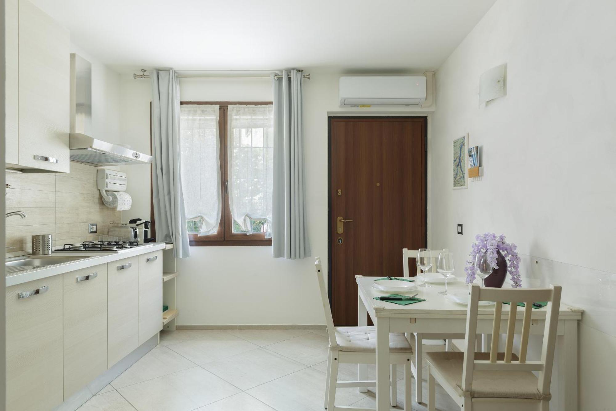 Ferienwohnung Il Glicine Lucino Exterior foto